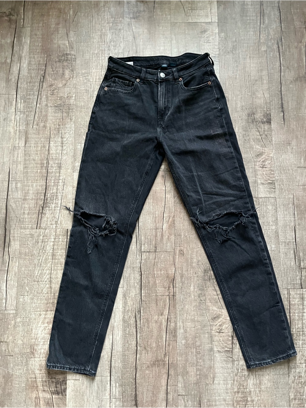 American Eagle Outfitters Black Straight-Leg Distressed Jeans